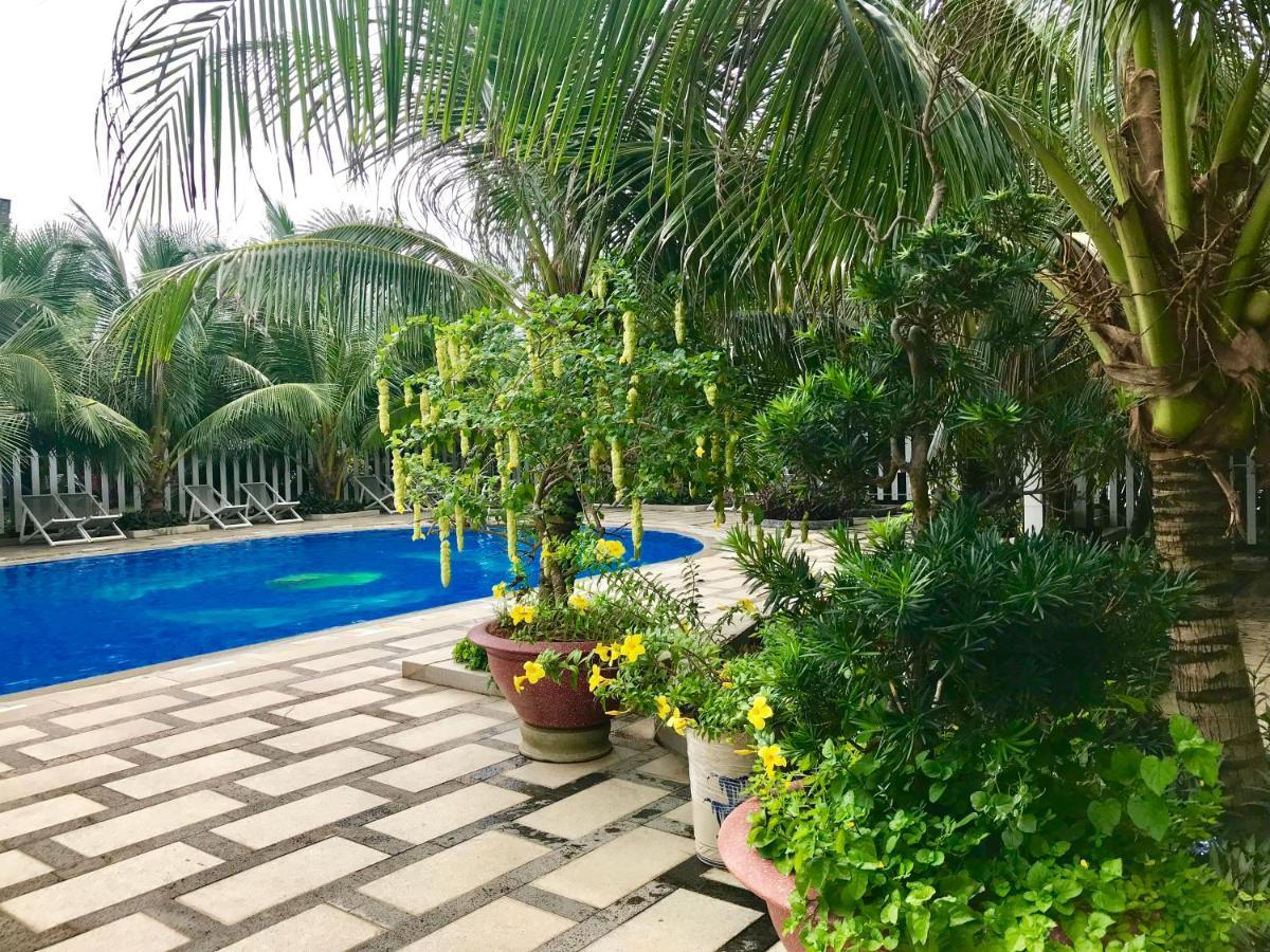 Oceanward Hotel & Resort لونغ  هاي المظهر الخارجي الصورة