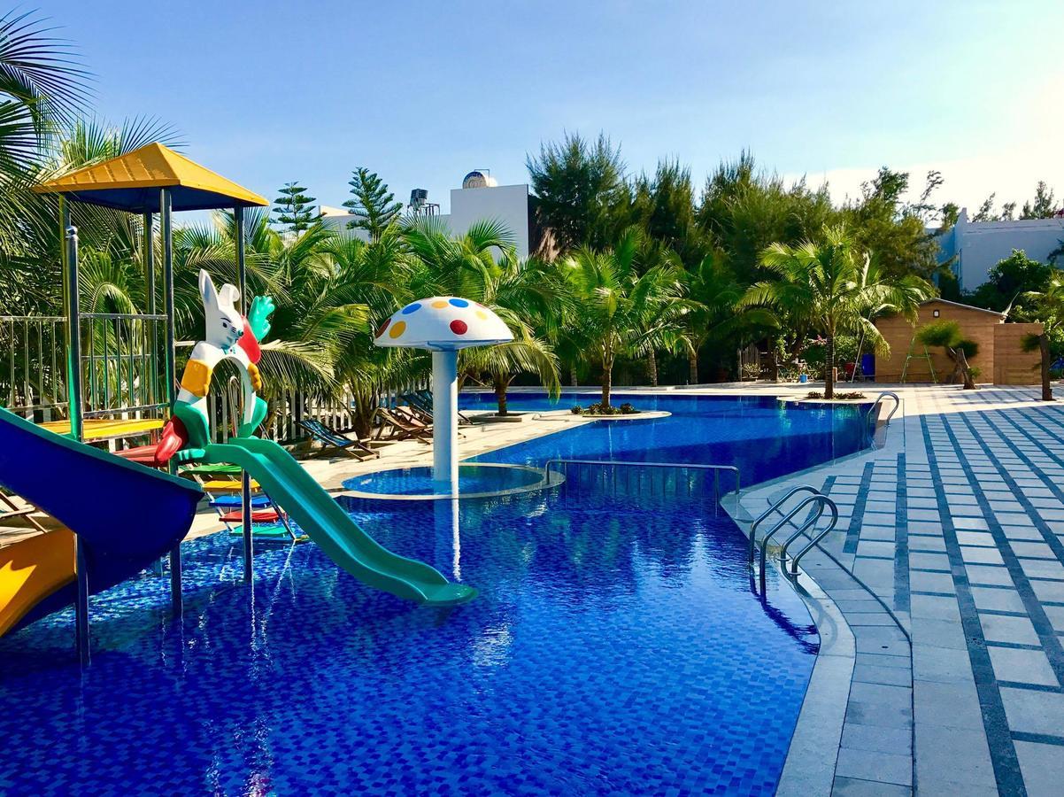 Oceanward Hotel & Resort لونغ  هاي المظهر الخارجي الصورة